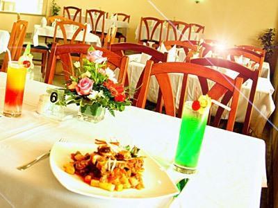 Hotel Royal Palace Bandung Ngoại thất bức ảnh